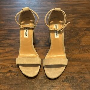 Steve Madden Cream Heels Women’s Size 8.5